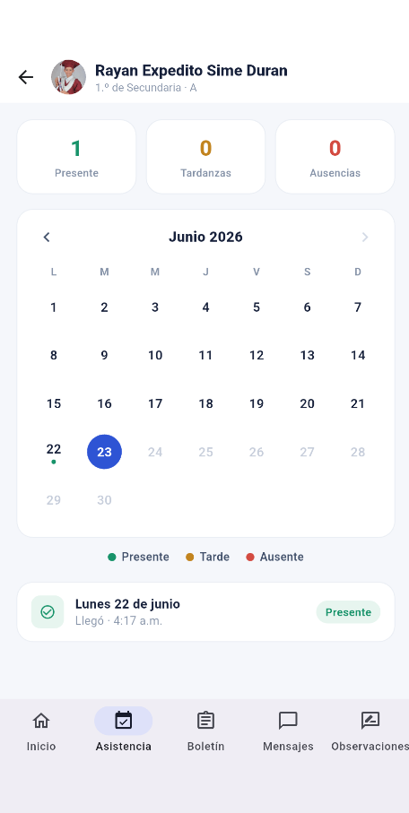 Asistencia del estudiante con calendario del mes y estados por día